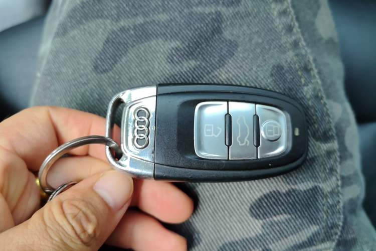 Used Audi Q5 2015 40 TFSI Technology Edition Vehicle Key