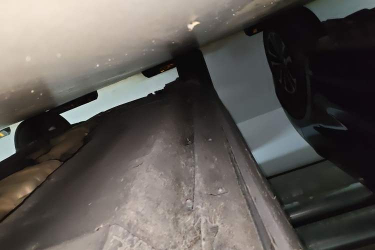 Used Audi Q5 2015 40 TFSI Comfort Model Chassis Front Right