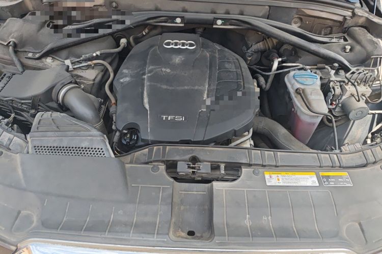 Used Audi Q5 2015 40 TFSI Technology Edition Engine Bay