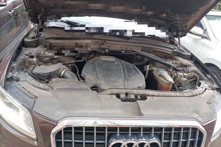 Used Audi Q5 2015 40 TFSI Trendy Edition Engine Bay