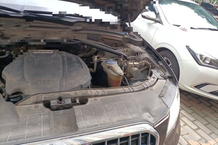 Used Audi Q5 2015 40 TFSI Trendy Edition Engine Bay Left