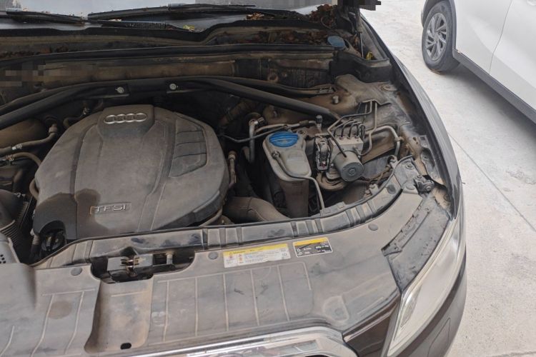 Used Audi Q5 2015 40 TFSI Trendy Edition Engine Bay Left