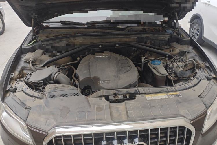 Used Audi Q5 2015 40 TFSI Trendy Edition Engine Bay