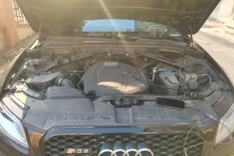 Used Audi Q5 2015 40 TFSI Technology Edition Engine Bay