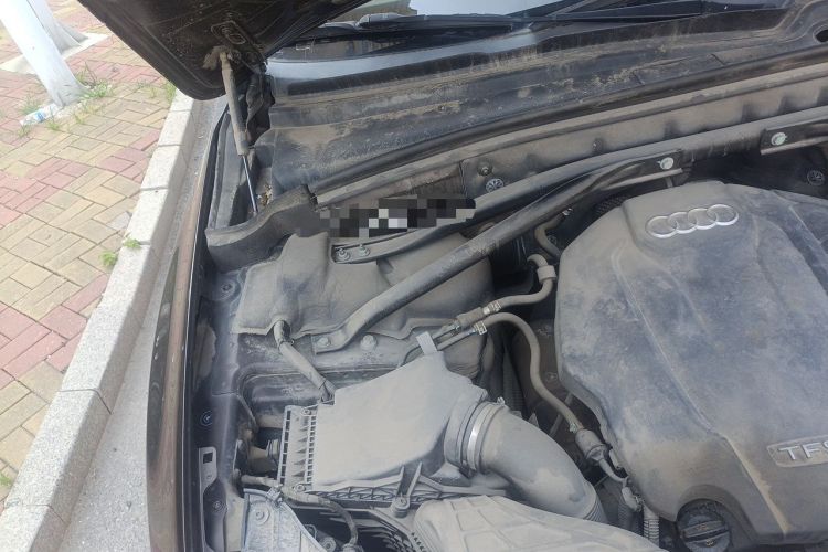 Used Audi Q5 2015 40 TFSI Trendy Edition Engine Bay Right