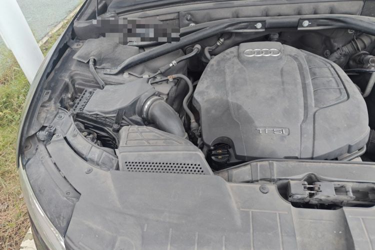 Used Audi Q5 2015 40 TFSI Technology Edition Engine Bay Right