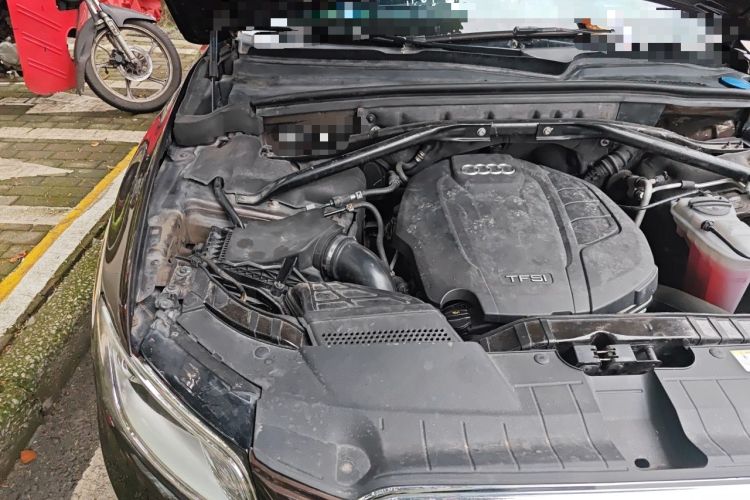 Used Audi Q5 2015 40 TFSI Trendy Edition Engine Bay Right