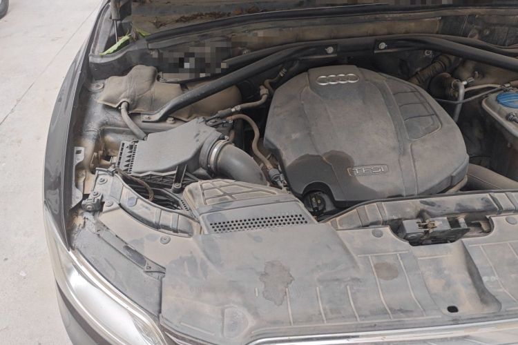 Used Audi Q5 2015 40 TFSI Trendy Edition Engine Bay Right