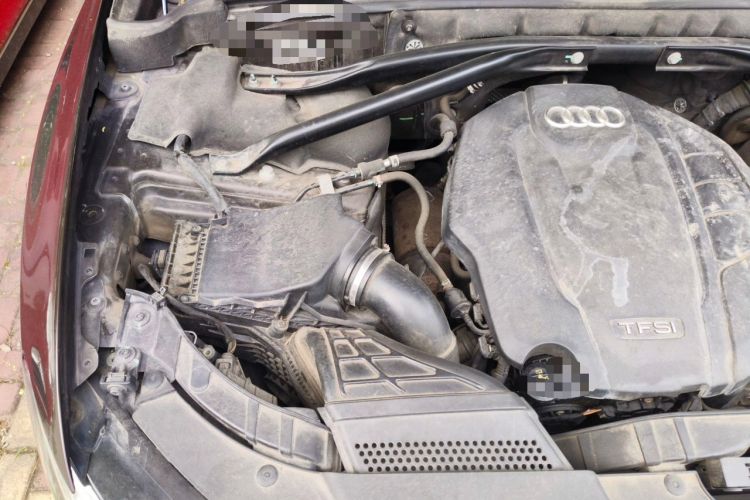 Used Audi Q5 2015 40 TFSI Technology Edition Engine Bay Right