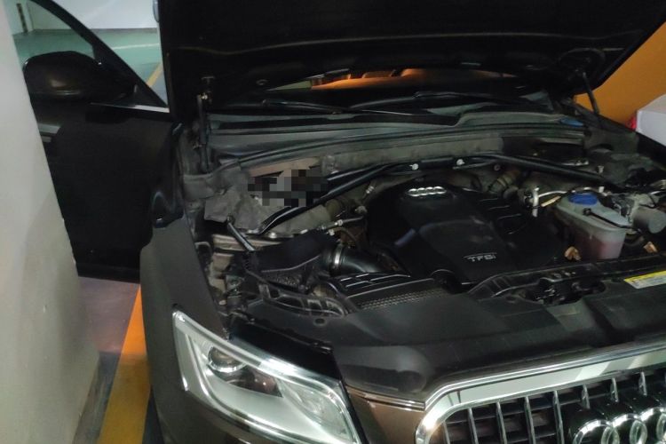 Used Audi Q5 2015 40 TFSI Technology Edition Engine Bay Right