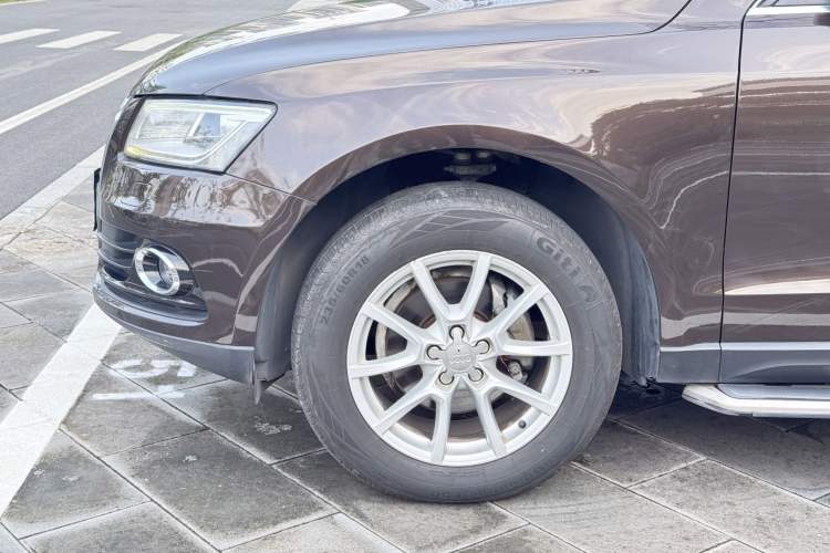 Used Audi Q5 2015 40 TFSI Trendy Edition Exterior 6