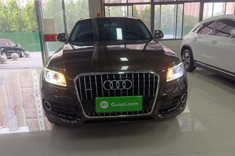 Used Audi Q5 2015 40 TFSI Comfort Model Front