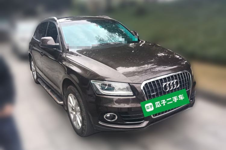 Used Audi Q5 2015 40 TFSI Trendy Edition Front Right 45 Deg