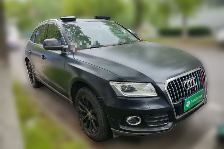 Used Audi Q5 2015 40 TFSI Technology Edition Front Right 45 Deg