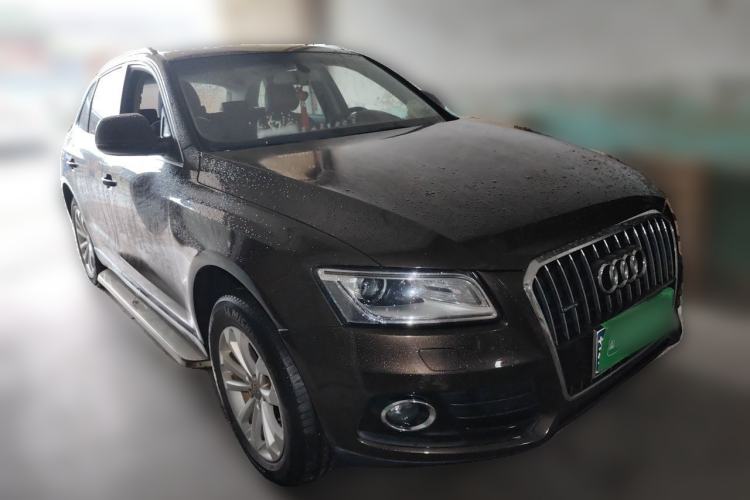 Used Audi Q5 2015 40 TFSI Technology Edition Front Right 45 Deg