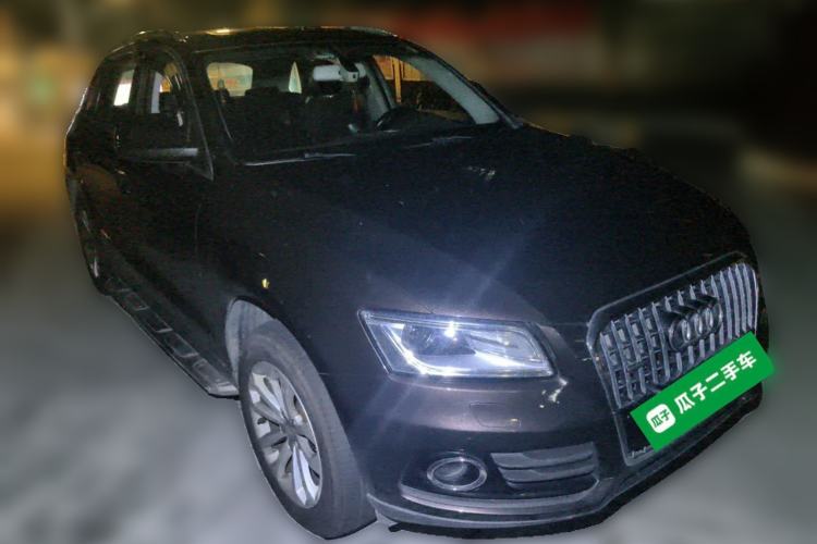 Used Audi Q5 2015 40 TFSI Technology Edition Front Right 45 Deg