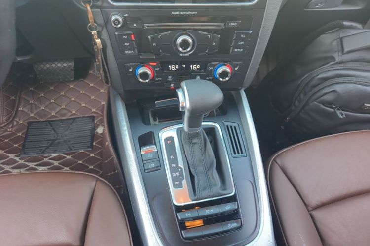 Used Audi Q5 2015 40 TFSI Technology Edition Gear Lever
