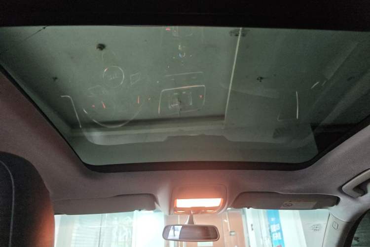 Used Audi Q5 2015 40 TFSI Trendy Edition Headliner