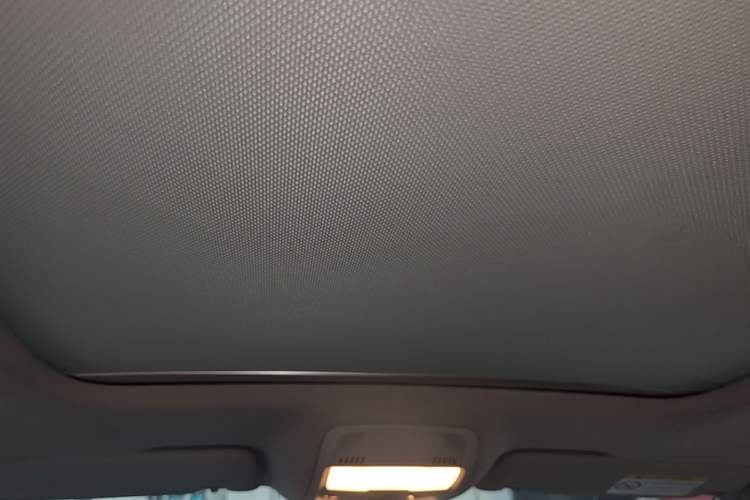 Used Audi Q5 2015 40 TFSI Comfort Model Headliner