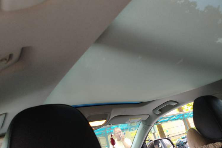 Used Audi Q5 2015 40 TFSI Trendy Edition Headliner