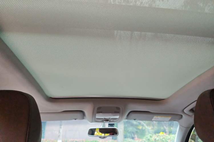 Used Audi Q5 2015 40 TFSI Comfort Model Headliner