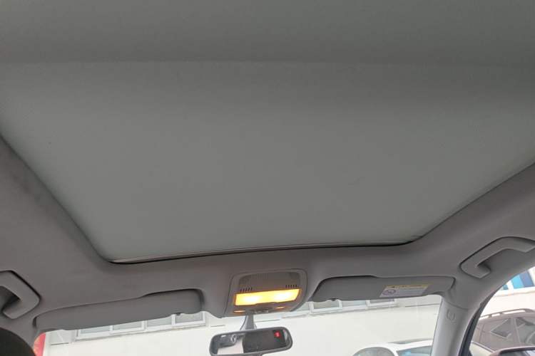 Used Audi Q5 2015 40 TFSI Comfort Model Headliner