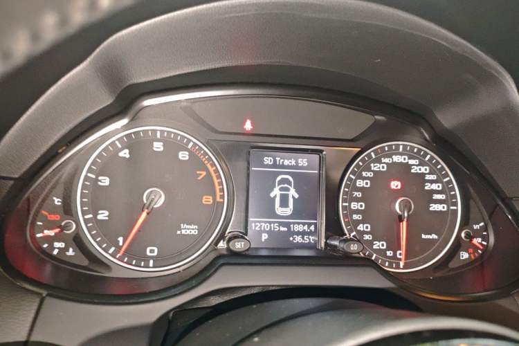 Used Audi Q5 2015 40 TFSI Trendy Edition Instrument Cluster