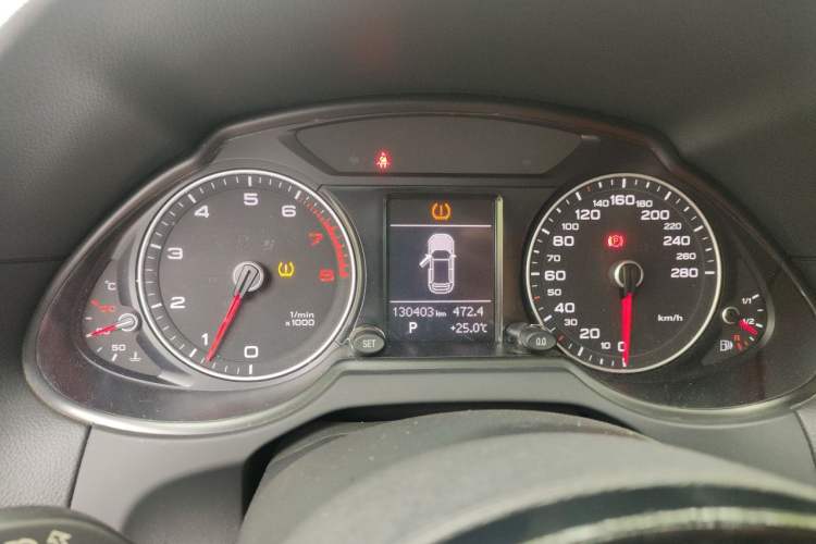 Used Audi Q5 2015 40 TFSI Technology Edition Instrument Cluster
