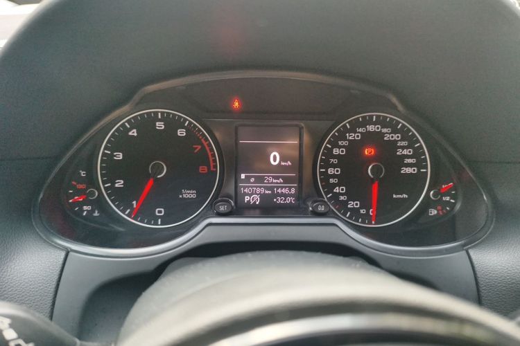Used Audi Q5 2015 40 TFSI Technology Edition Instrument Cluster