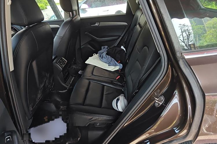 Used Audi Q5 2015 40 TFSI Trendy Edition Interior 4