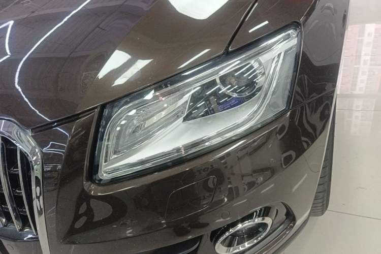 Used Audi Q5 2015 40 TFSI Comfort Model Left Front Headlight
