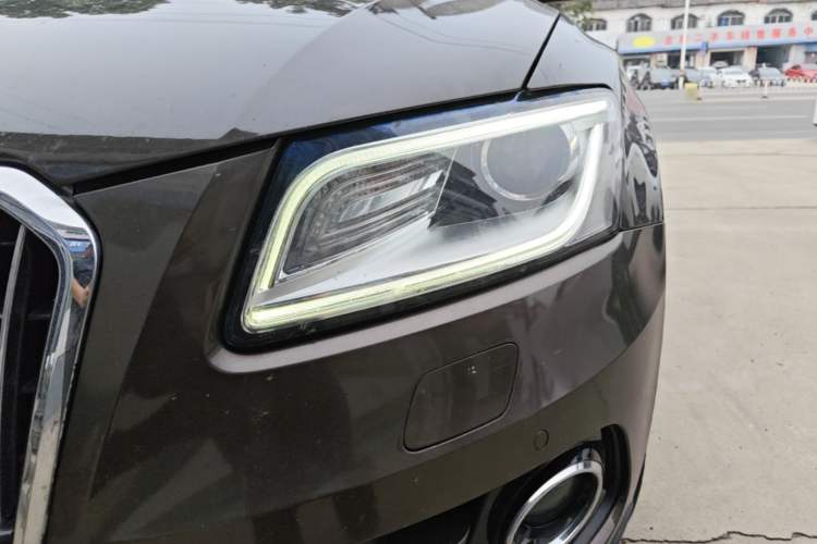 Used Audi Q5 2015 40 TFSI Technology Edition Left Front Headlight
