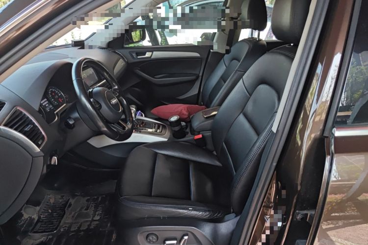 Used Audi Q5 2015 40 TFSI Trendy Edition Left Front Seat