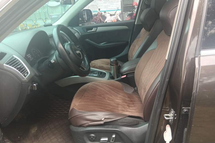Used Audi Q5 2015 40 TFSI Trendy Edition Left Front Seat