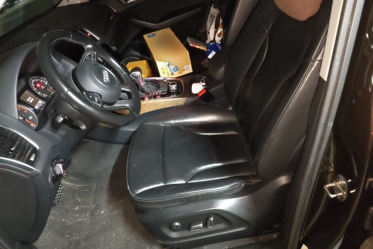 Used Audi Q5 2015 40 TFSI Comfort Model Left Front Seat