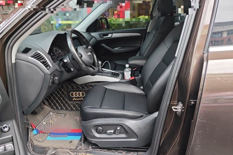 Used Audi Q5 2015 40 TFSI Trendy Edition Left Front Seat