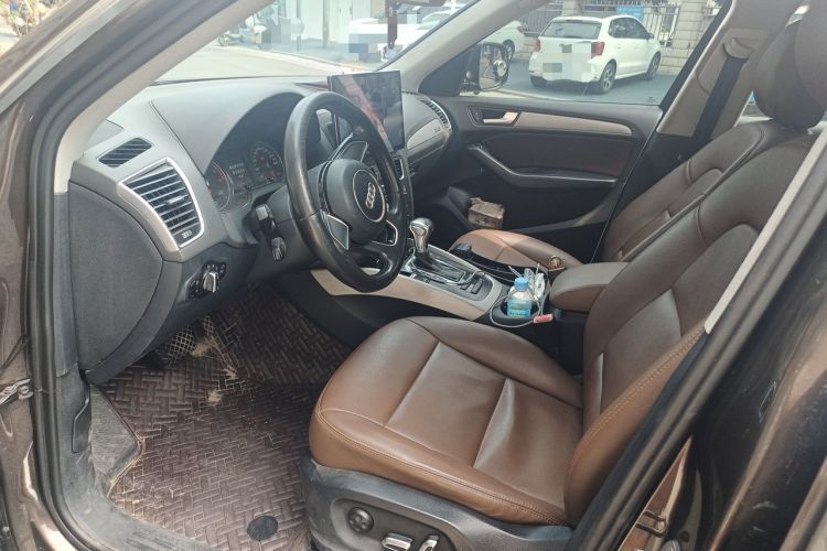 Used Audi Q5 2015 40 TFSI Trendy Edition Left Front Seat