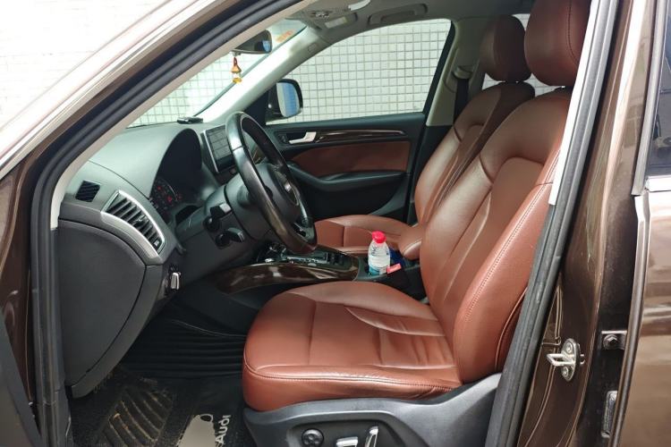Used Audi Q5 2015 40 TFSI Technology Edition Left Front Seat