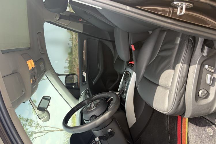 Used Audi Q5 2015 40 TFSI Technology Edition Left Front Seat