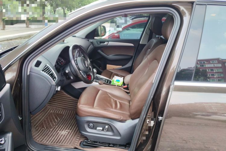 Used Audi Q5 2015 40 TFSI Technology Edition Left Front Seat