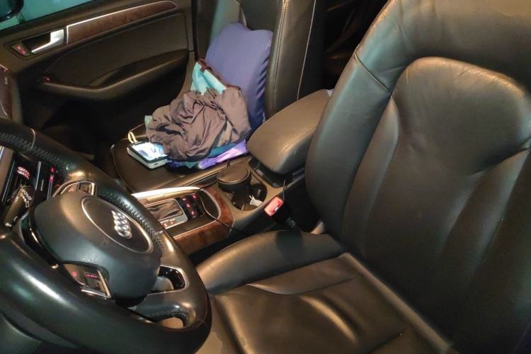 Used Audi Q5 2015 40 TFSI Technology Edition Left Front Seat