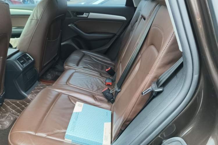 Used Audi Q5 2015 40 TFSI Technology Edition Left Rear Seat
