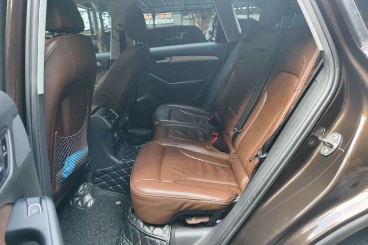 Used Audi Q5 2015 40 TFSI Technology Edition Left Rear Seat
