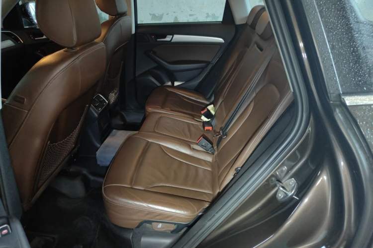 Used Audi Q5 2015 40 TFSI Technology Edition Left Rear Seat