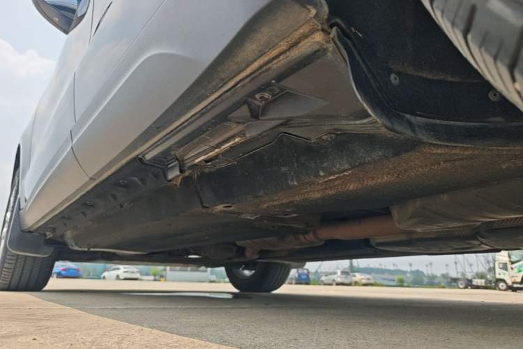 Used Audi Q5 2015 40 TFSI Technology Edition Left Side Sill
