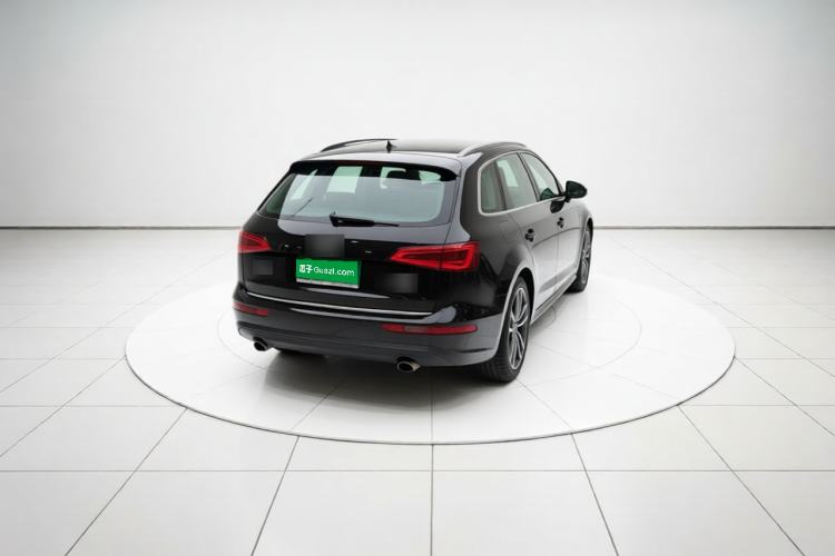 Used Audi Q5 2015 40 TFSI Technology Edition Rear