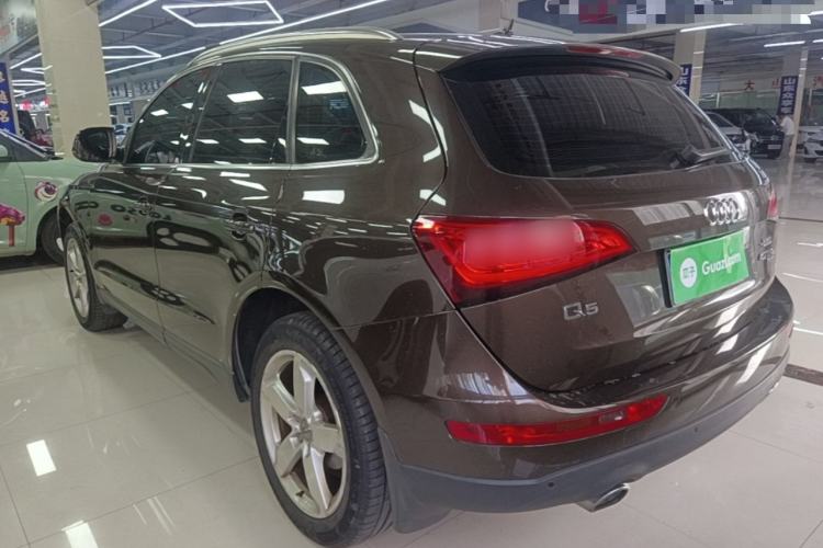 Used Audi Q5 2015 40 TFSI Comfort Model Rear Left 45 Deg