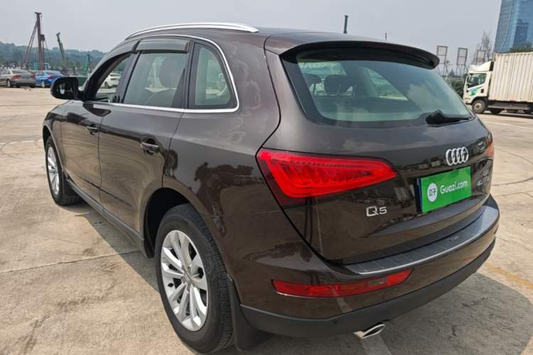 Used Audi Q5 2015 40 TFSI Technology Edition Rear Left 45 Deg