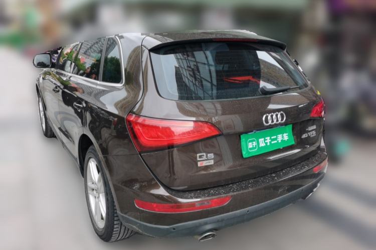 Used Audi Q5 2015 40 TFSI Comfort Model Rear Left 45 Deg