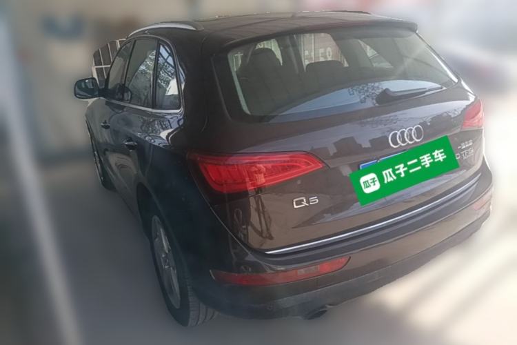 Used Audi Q5 2015 40 TFSI Comfort Model Rear Left 45 Deg